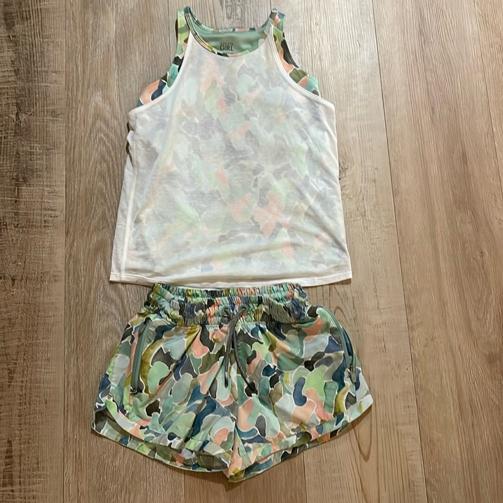 Athleta Tank and Shorts Set Size Medium 8-10